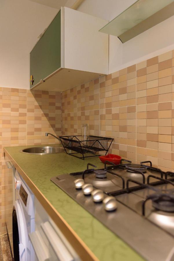Apartament, Ultracentral, Piata Victoriei Bukarest Exteriör bild