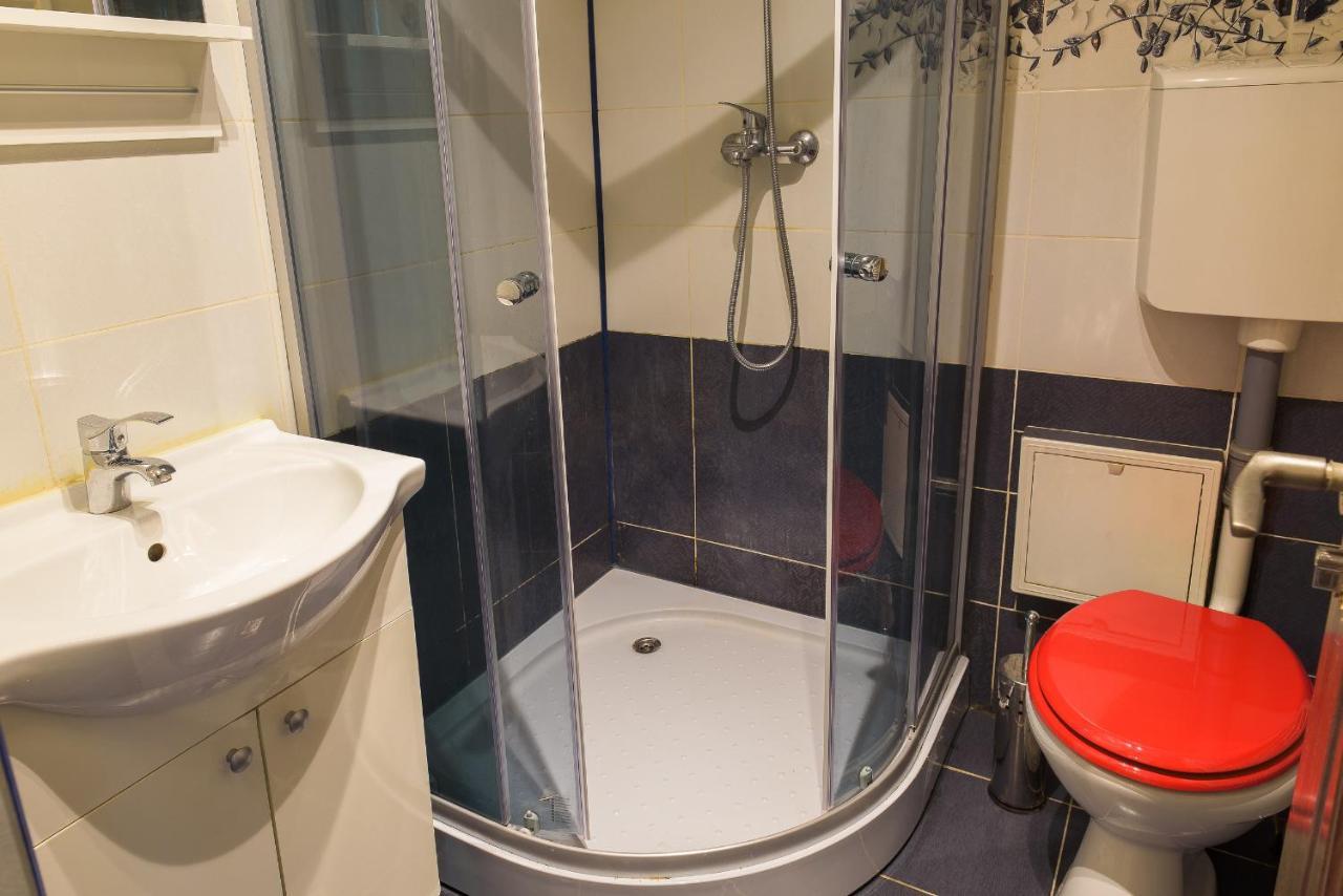 Apartament, Ultracentral, Piata Victoriei Bukarest Exteriör bild